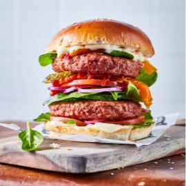 Dvoupatrový veganský burger